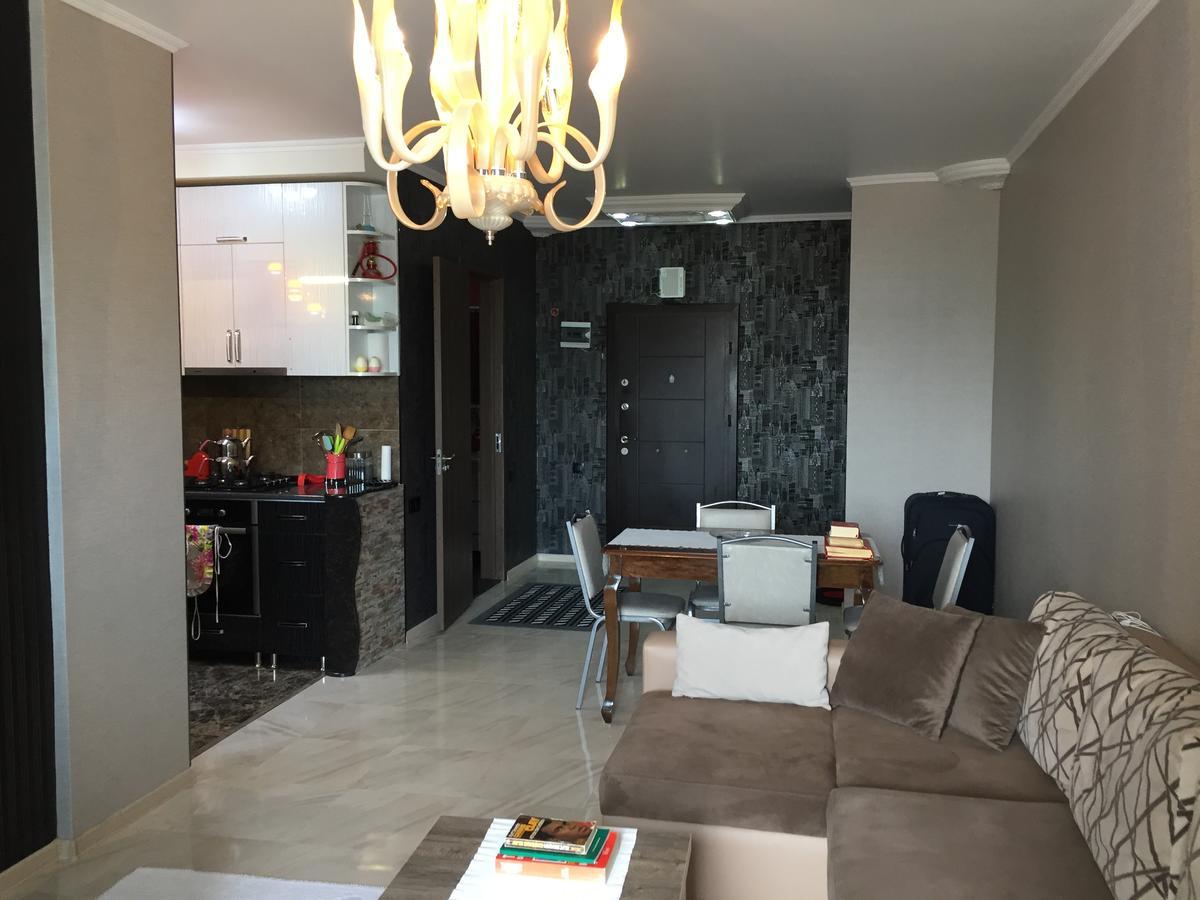 Apartment In Yalchin Star Residence Batumi Luaran gambar