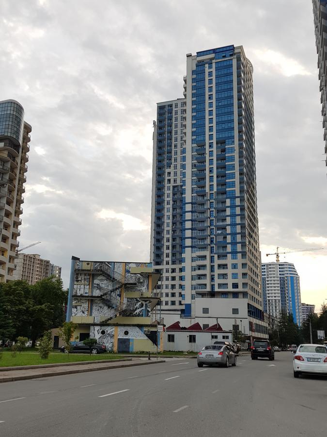 Apartment In Yalchin Star Residence Batumi Luaran gambar
